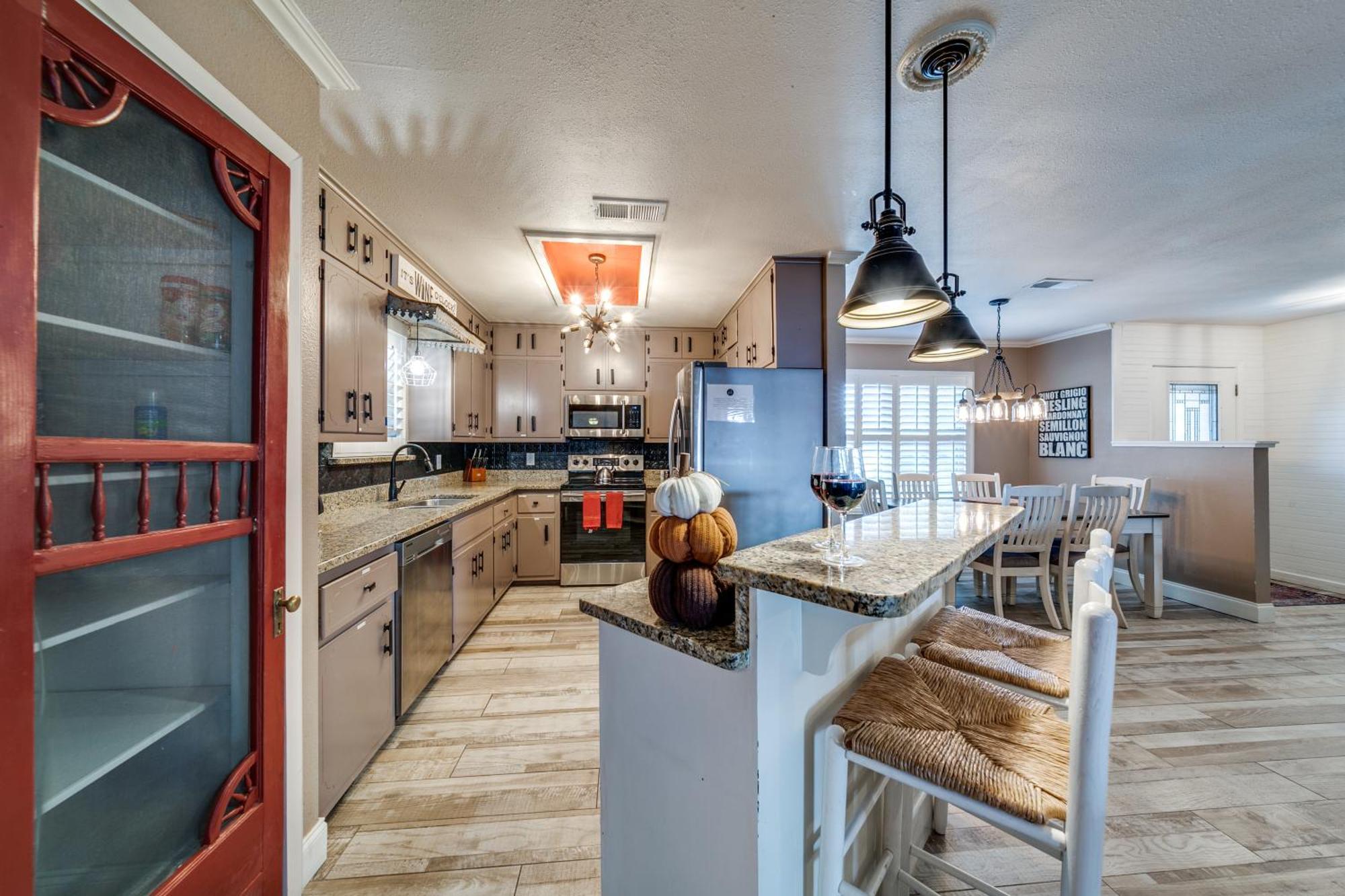 Charming Pet Friendly 4 Bdrm Home Mins To Main St And Wineries Fredericksburg Zewnętrze zdjęcie