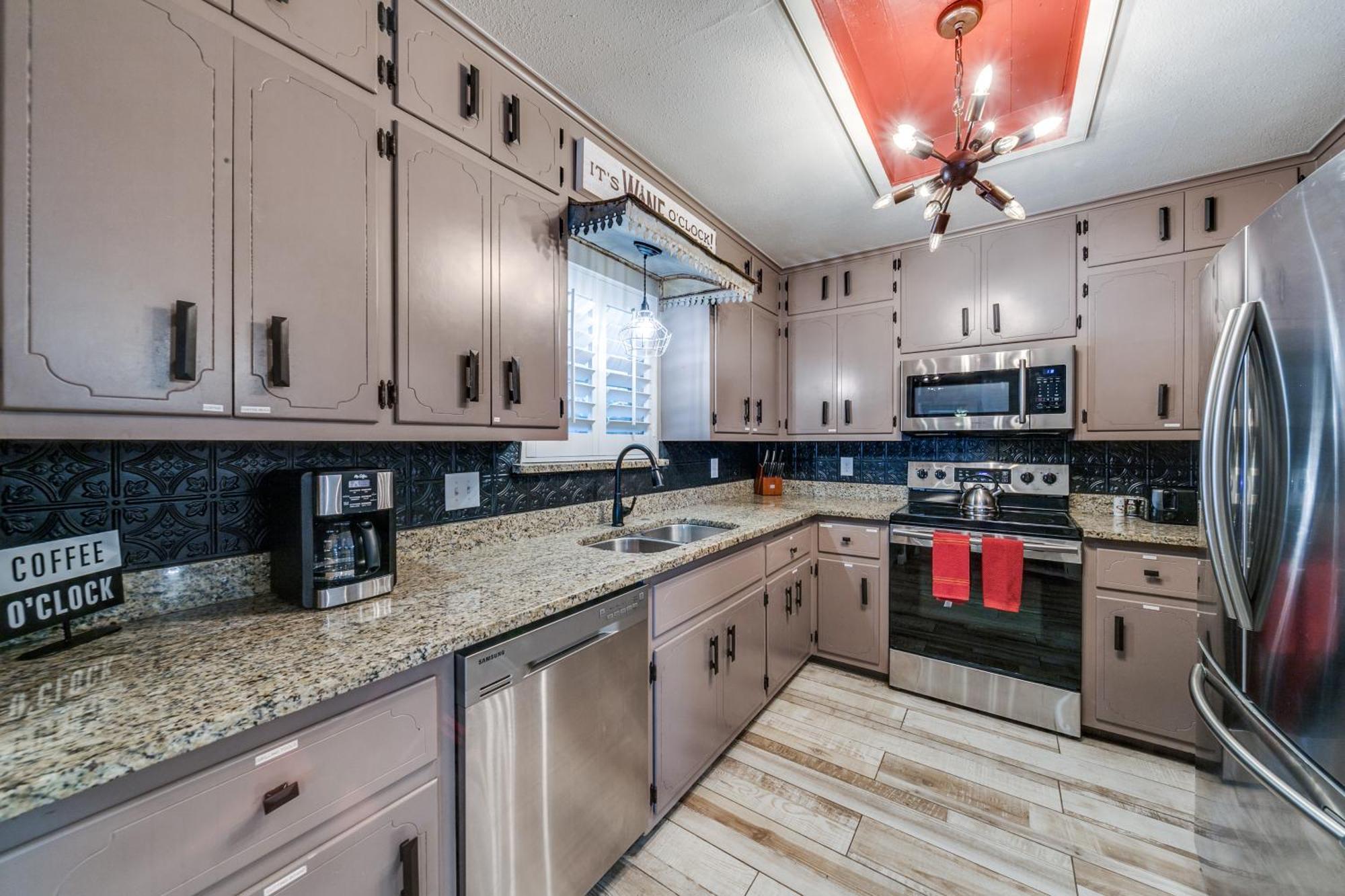 Charming Pet Friendly 4 Bdrm Home Mins To Main St And Wineries Fredericksburg Zewnętrze zdjęcie