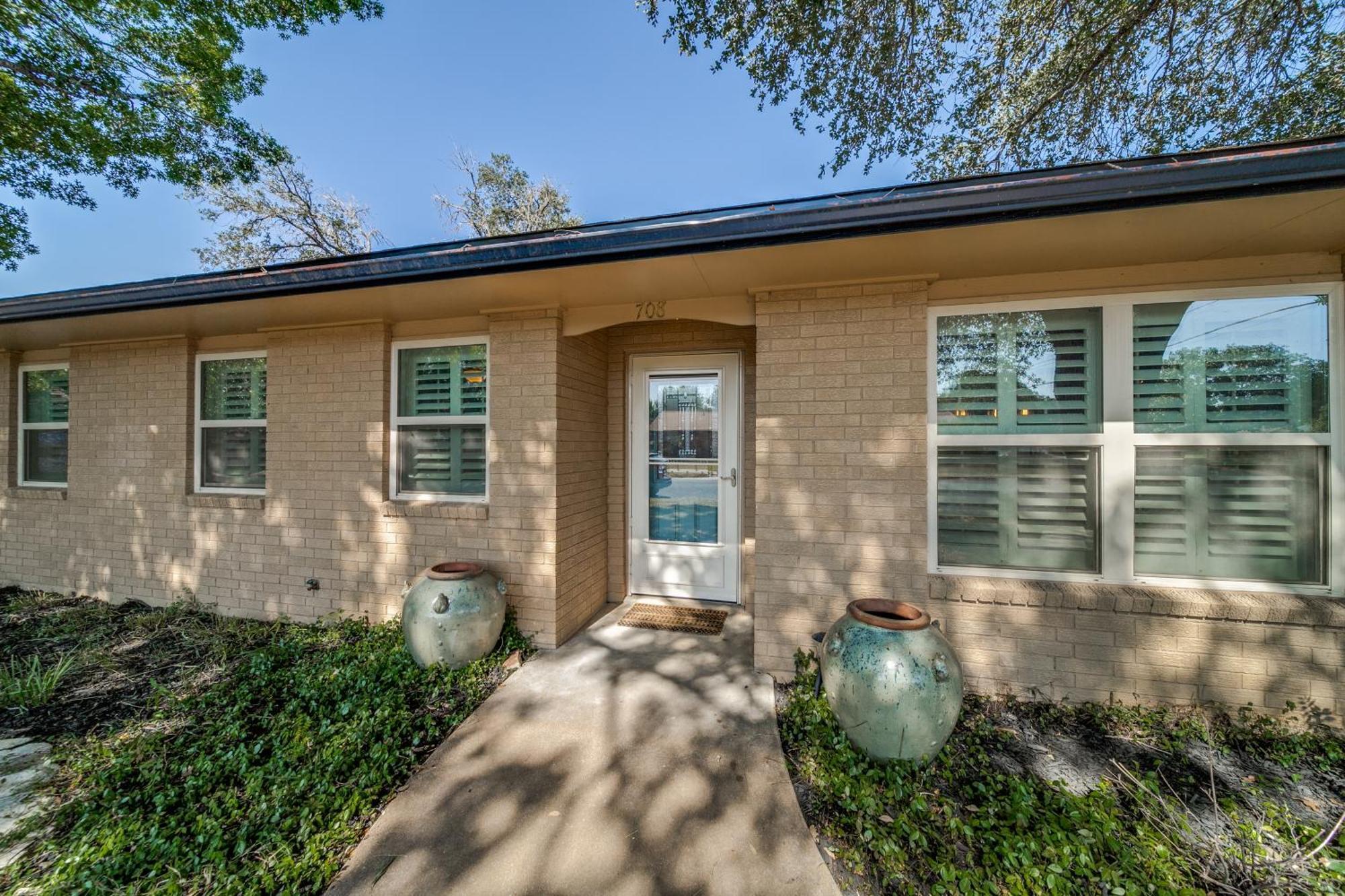 Charming Pet Friendly 4 Bdrm Home Mins To Main St And Wineries Fredericksburg Zewnętrze zdjęcie
