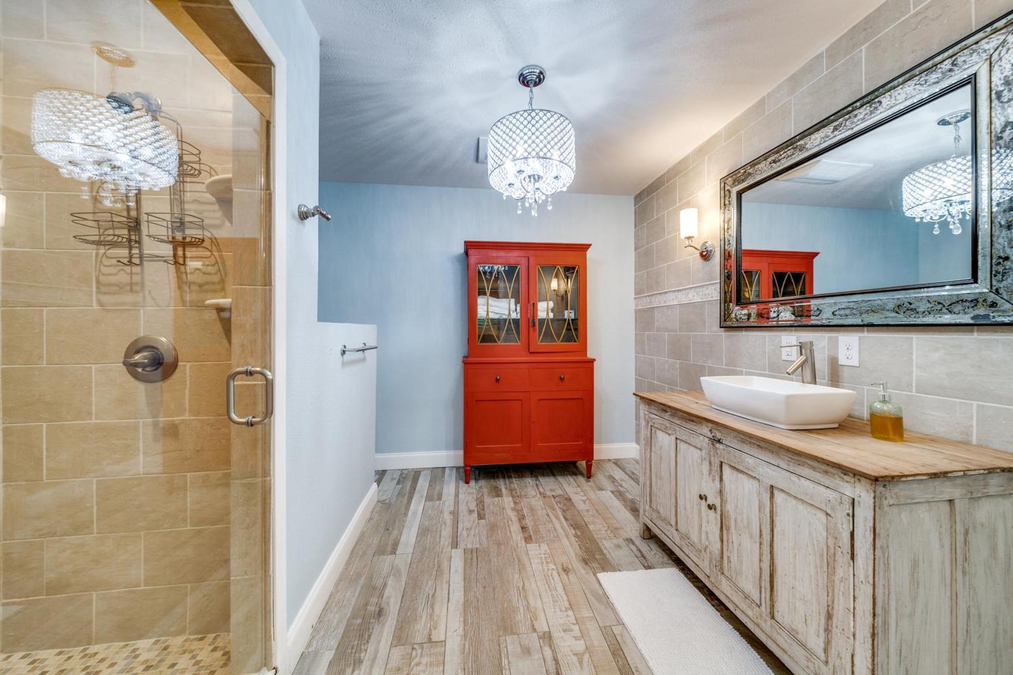 Charming Pet Friendly 4 Bdrm Home Mins To Main St And Wineries Fredericksburg Zewnętrze zdjęcie