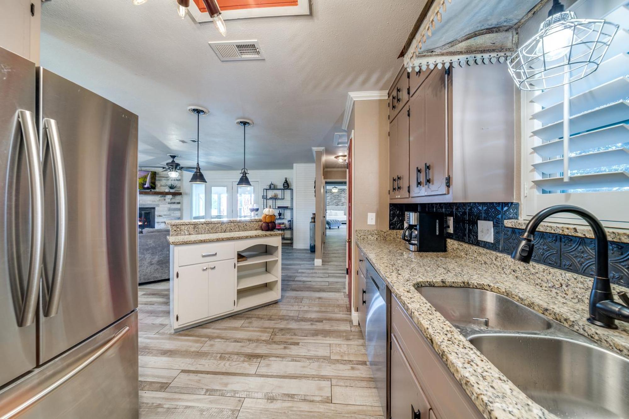 Charming Pet Friendly 4 Bdrm Home Mins To Main St And Wineries Fredericksburg Zewnętrze zdjęcie