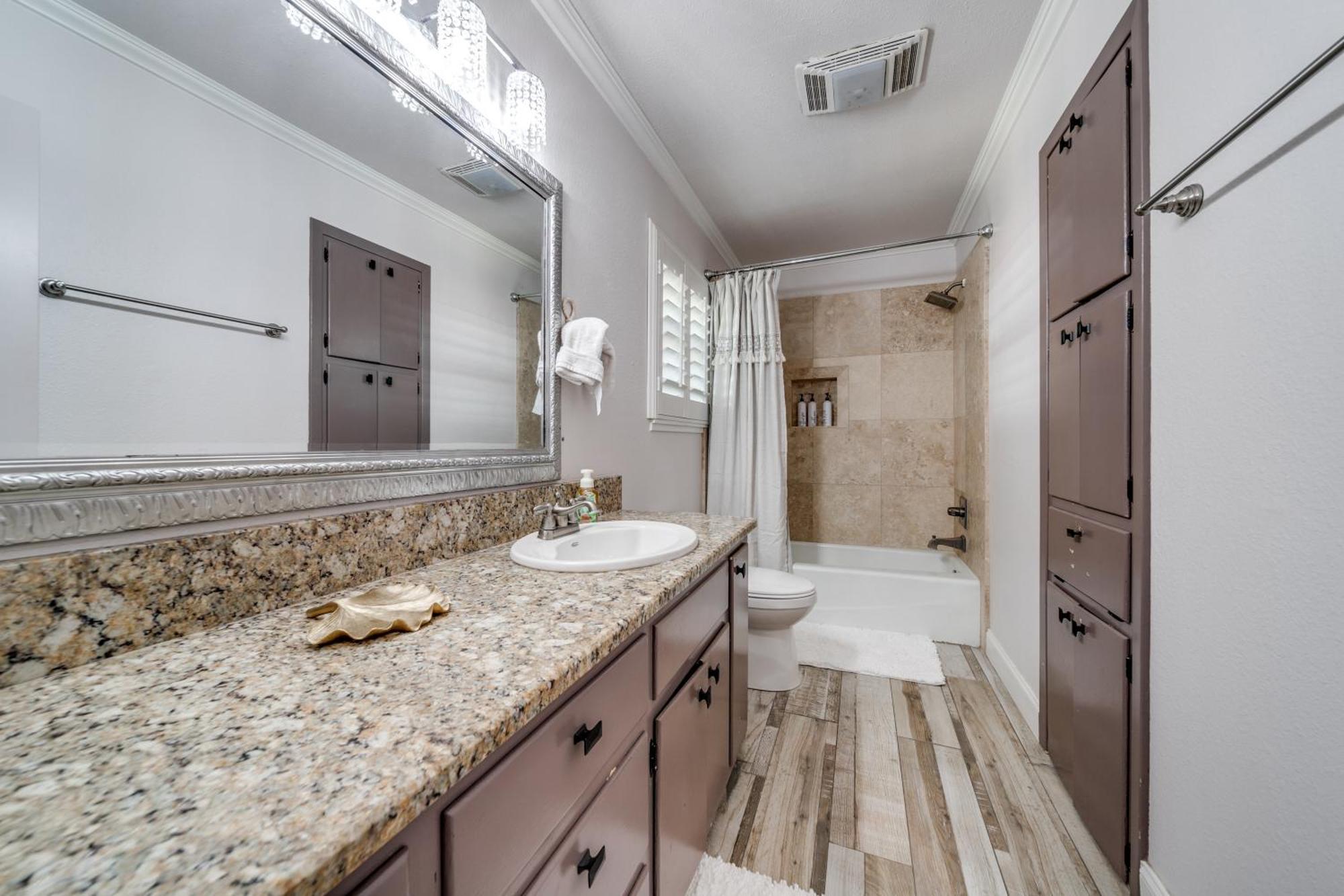 Charming Pet Friendly 4 Bdrm Home Mins To Main St And Wineries Fredericksburg Zewnętrze zdjęcie